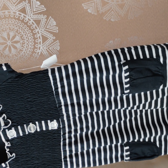 BRAND: One Step Up  - SIZE: S(7/8) - Picture 4 of 6